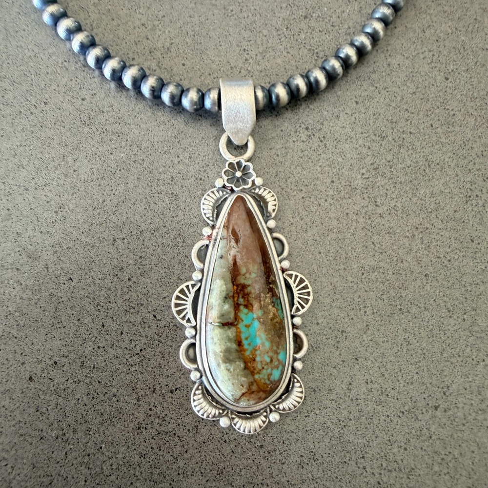 Pilot Mountain Turquoise 4mm 925 Sterling Silver Desert Pearls | Navajo Style